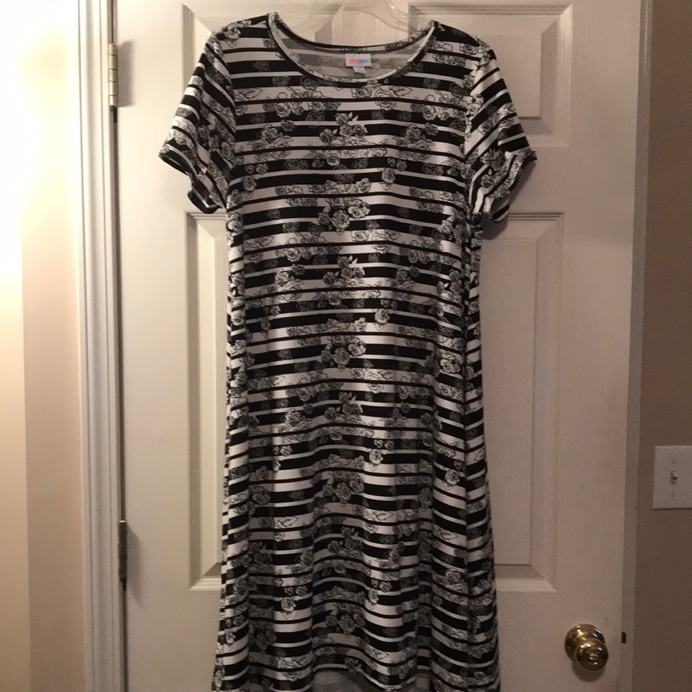 LuLaRoe Carly dress